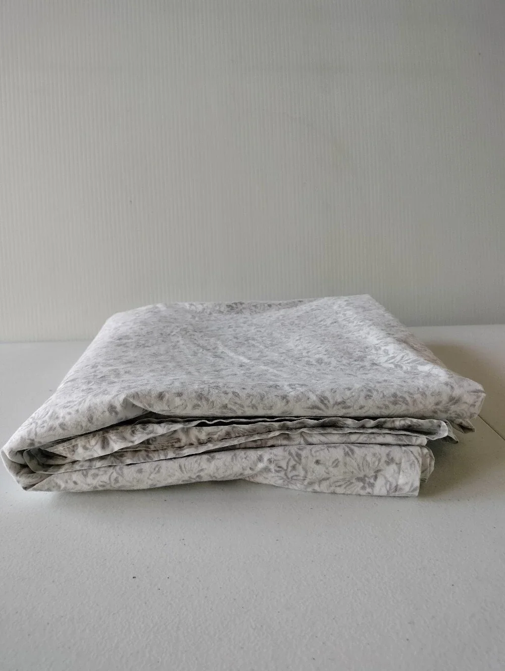 Lauren Ralph Lauren Floral Print Light Gray White Cotton King Flat Sheet
